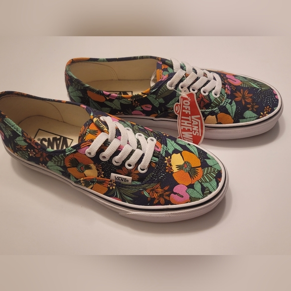 Authentic low-top sneakers - Picture 1 of 3